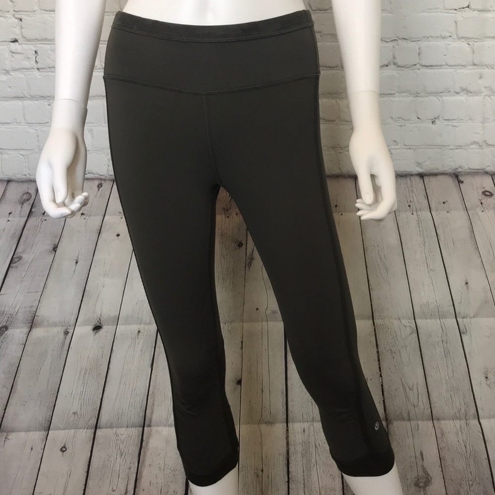 🍋CAMO LULULEMON Capri Run For Days Crop Leggings